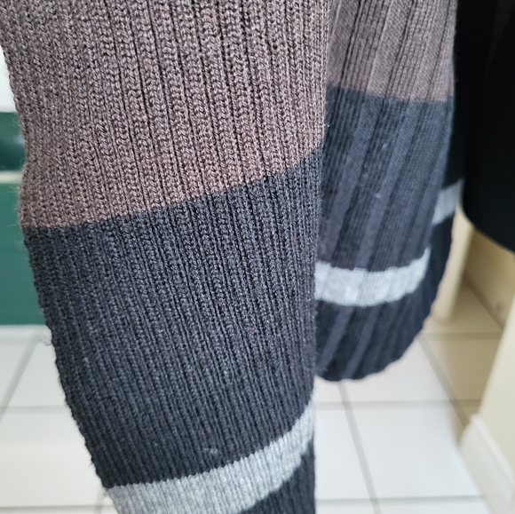 JOSEPH Assymetrical Wool Poncho One Size - Picture 11 of 12